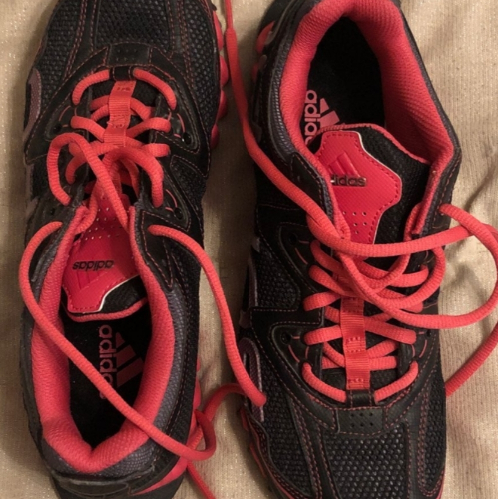 Adidas - Picture 5 of 7